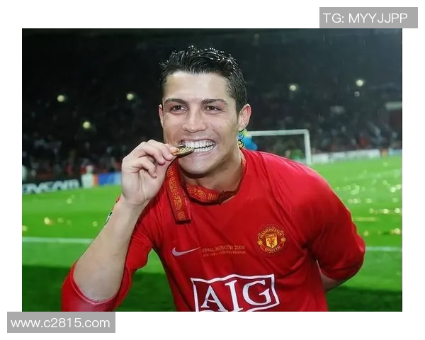 足球球星身份与个人品牌的融合探析及其对全球足球文化的影响 足球球星身份与个人品牌的融合探析及其对全球足球文化的影响